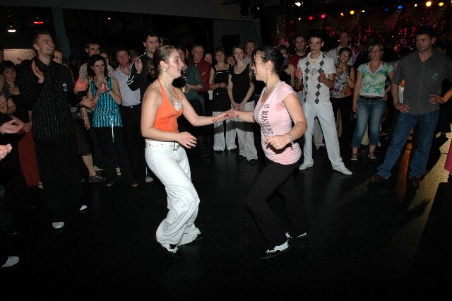 min 2007 11 10 fous swing 217